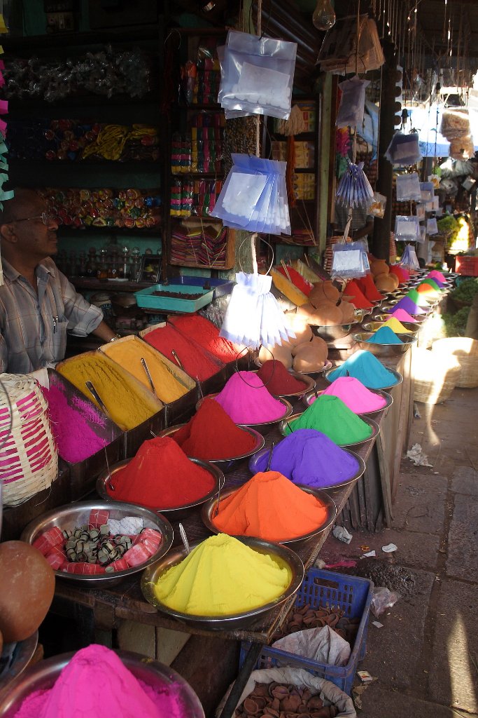 28-Devaraj Market, paint.jpg - Devaraj Market, paint